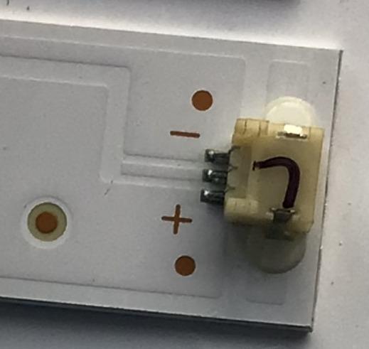 KIT DE LED'S PARA TV RCA (14 PIEZAS) / NUMERO DE PARTE D75030801AM-S / JJ-0667-D75030801AM-S 200320 / E486558 / TV23010301 / M196A3W47H2 / 200413JA4 / PANEL HV750QUBN9D / MODELO RNSMU7536 - Imagen 2